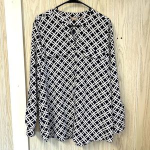 Coral Bay XL long sleeve dark navy blue and white pattern blouse